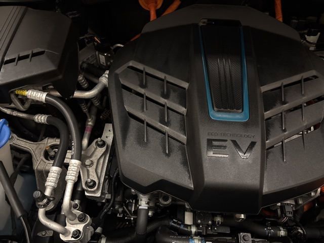 Certified 2022 Kia Niro EX w/ Cold Weather Package image 23