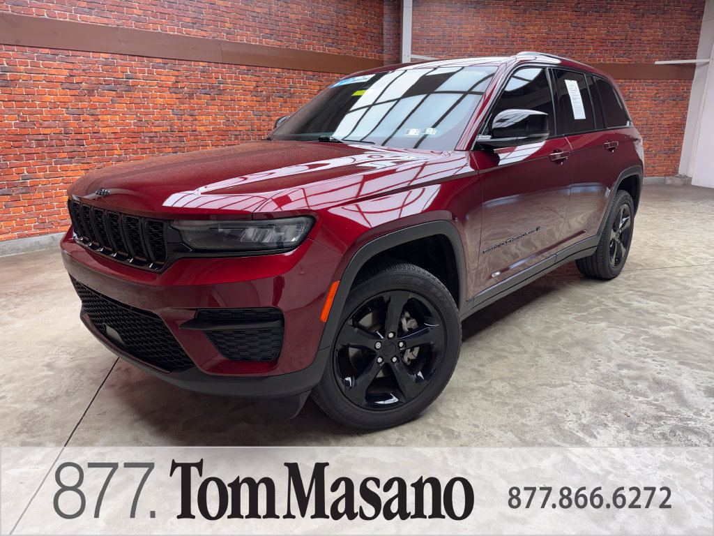 Used 2023 Jeep Grand Cherokee Altitude