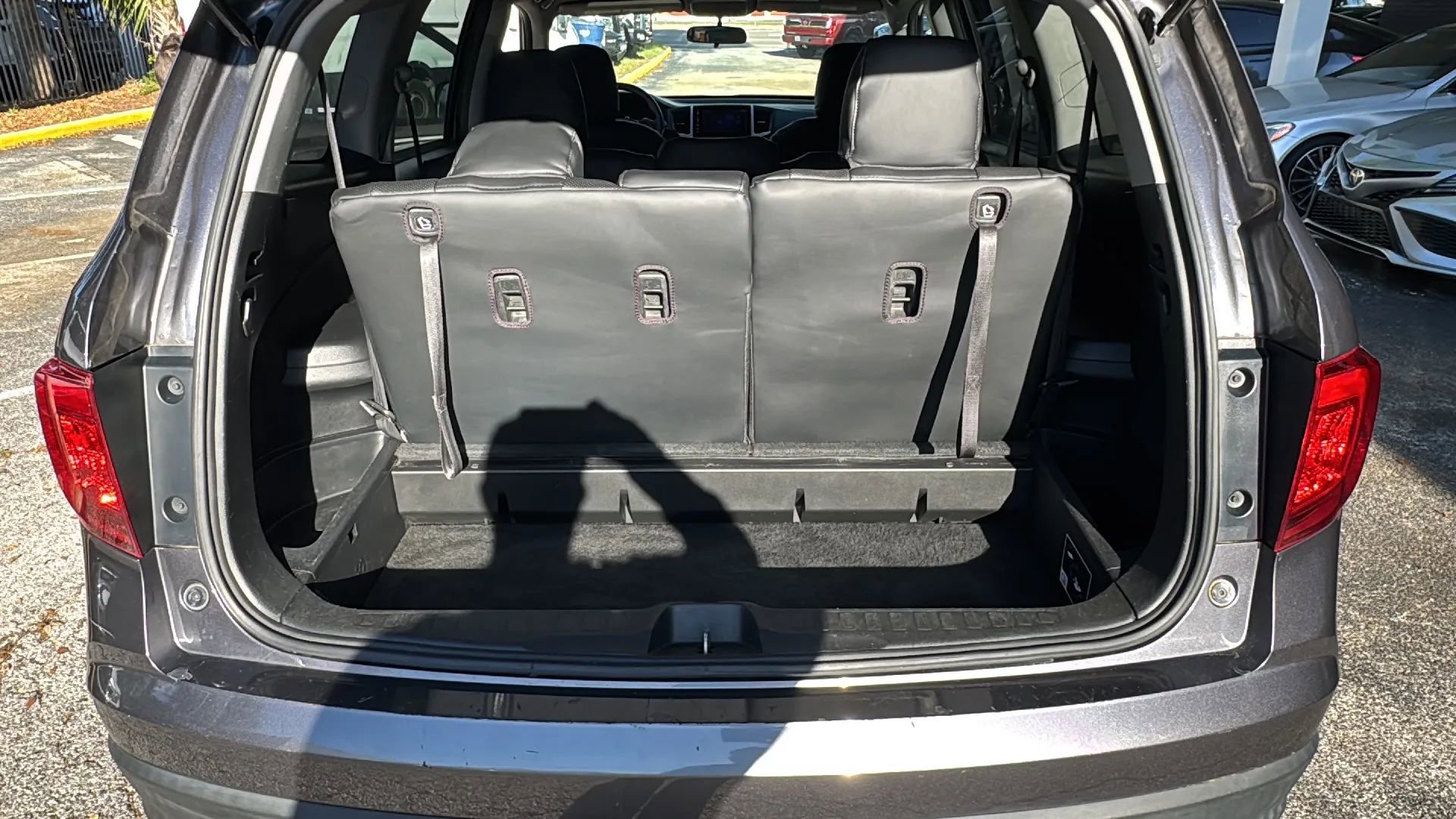 Used 2017 Honda Pilot EX image 44