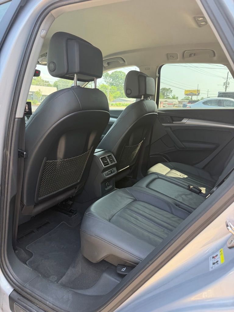 Used 2018 Audi Q5 2.0T Premium w/ Convenience Package AWD/4WD image 8
