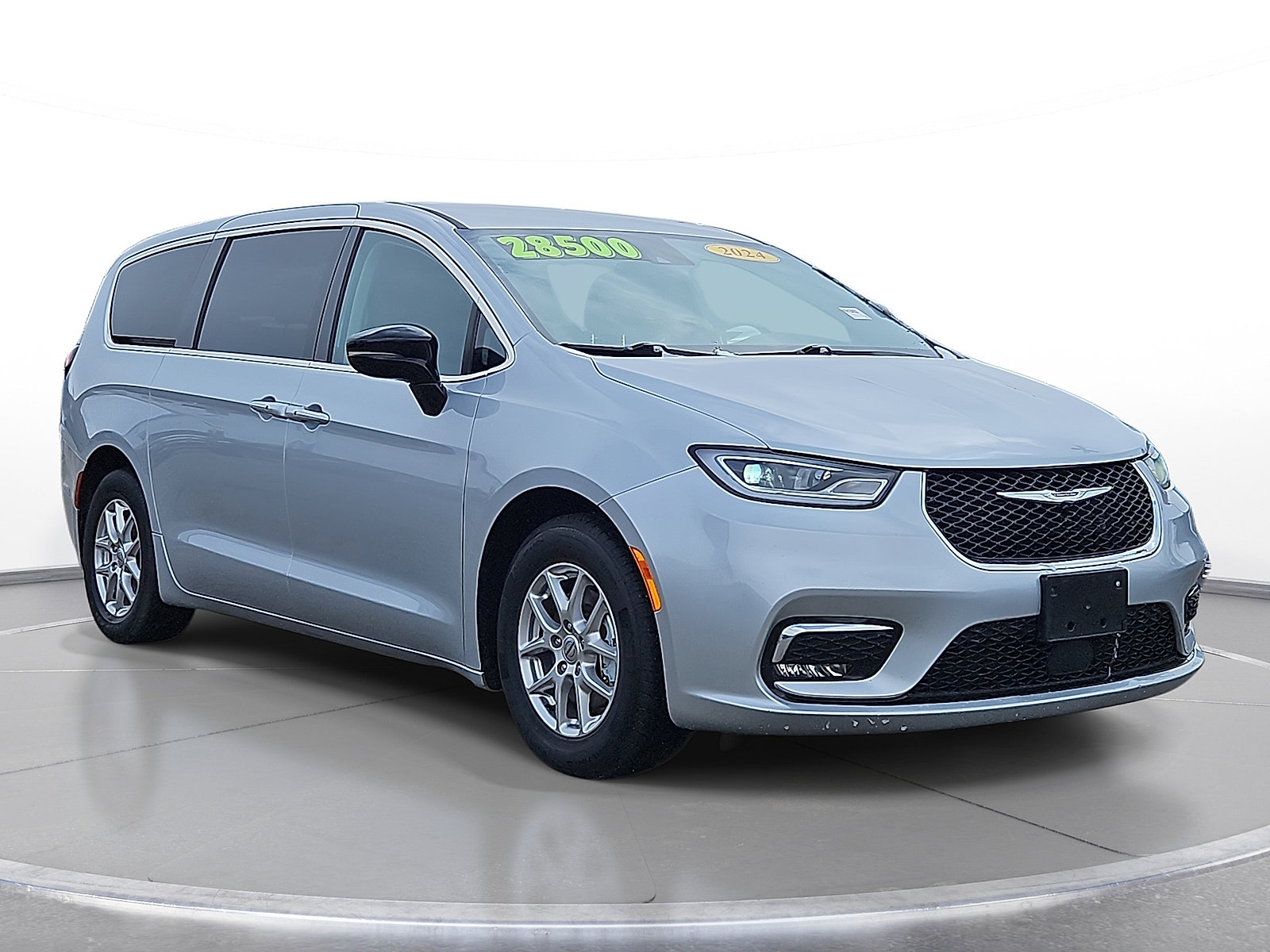 Used 2024 Chrysler Pacifica Touring-L FWD image 1
