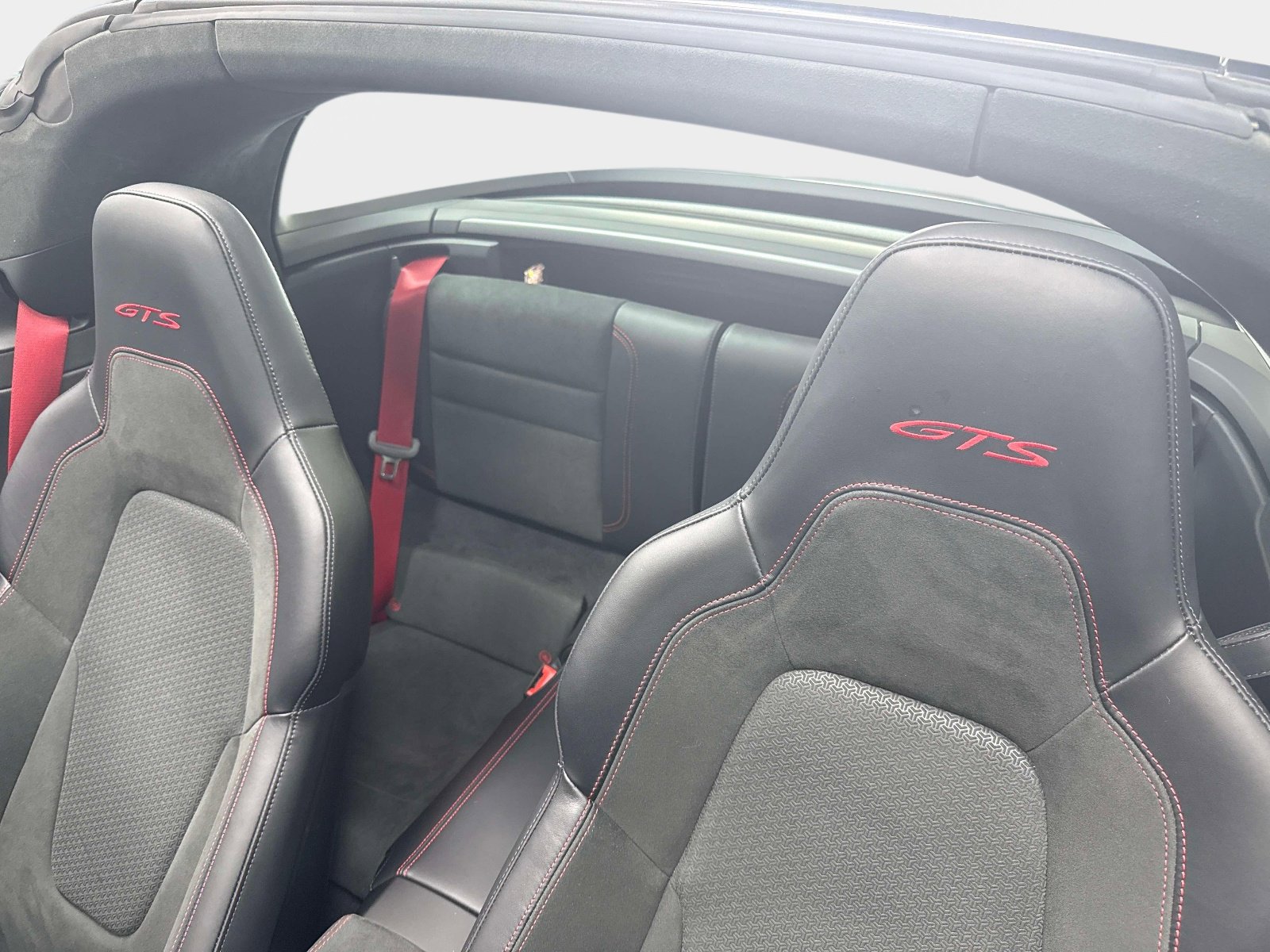 Used 2025 Porsche 911 Targa 4 GTS image 36