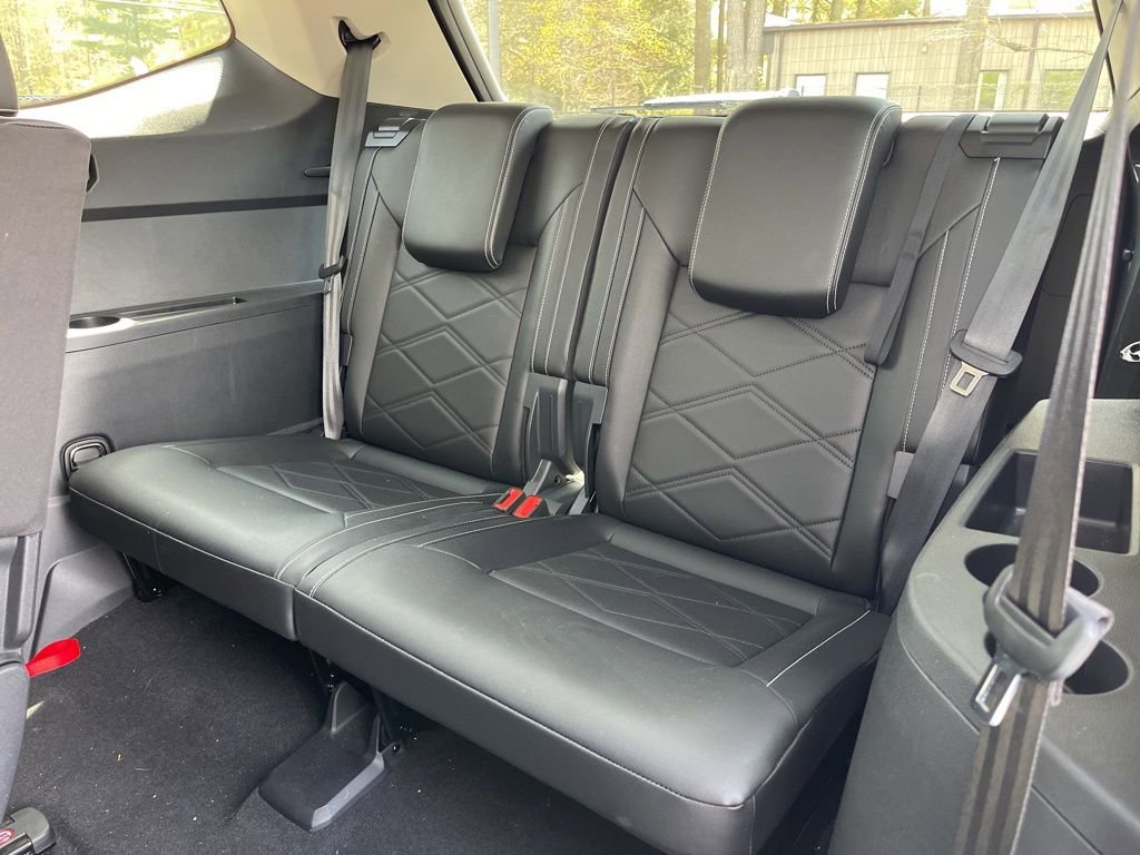 Used 2025 Volkswagen Atlas SE FWD image 20