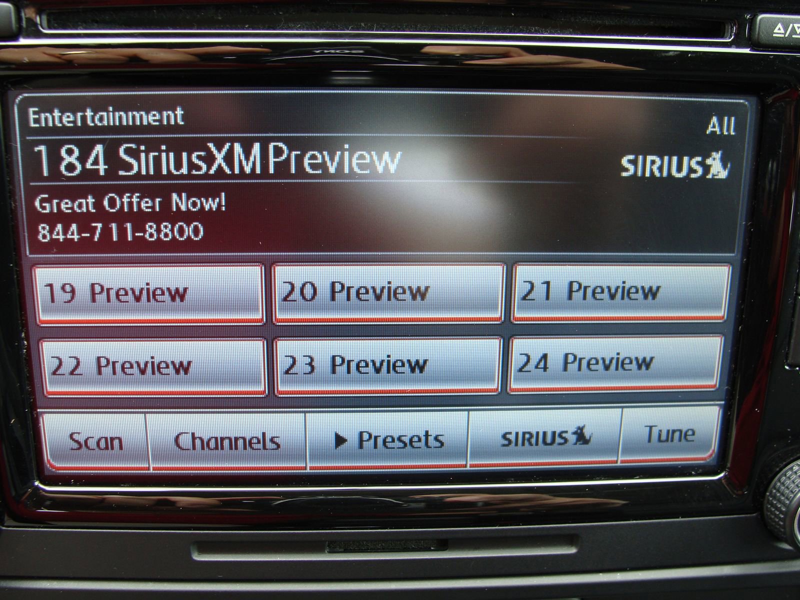 Used 2015 Volkswagen Jetta SE FWD image 17