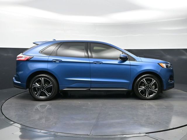 Used 2019 Ford Edge ST w/ Convenience Package image 4