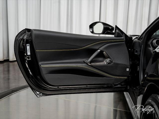 Used 2022 Ferrari 812 GTS RWD image 32