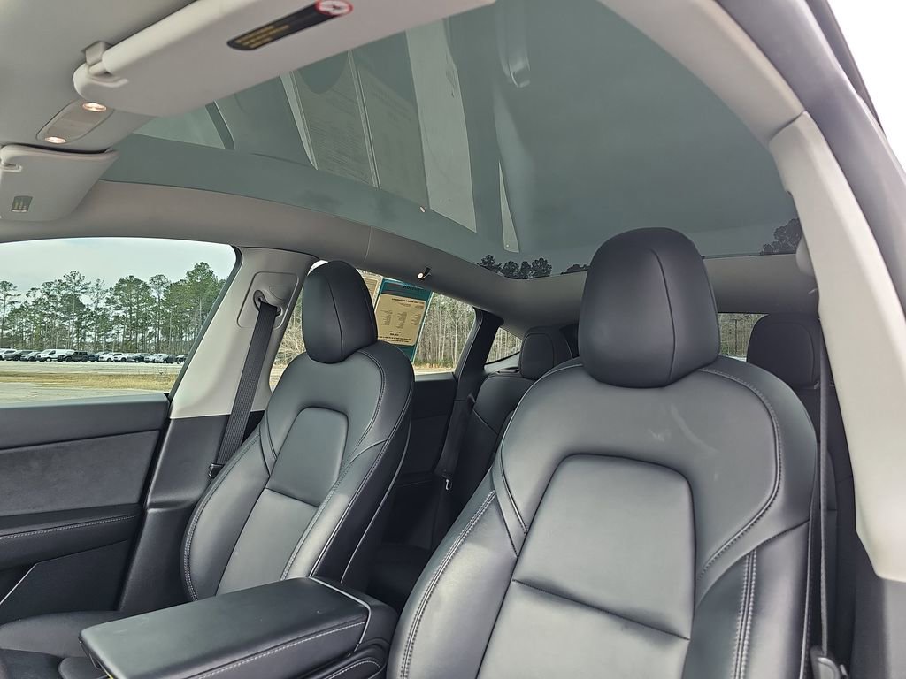 Used 2022 Tesla Model Y Performance image 34