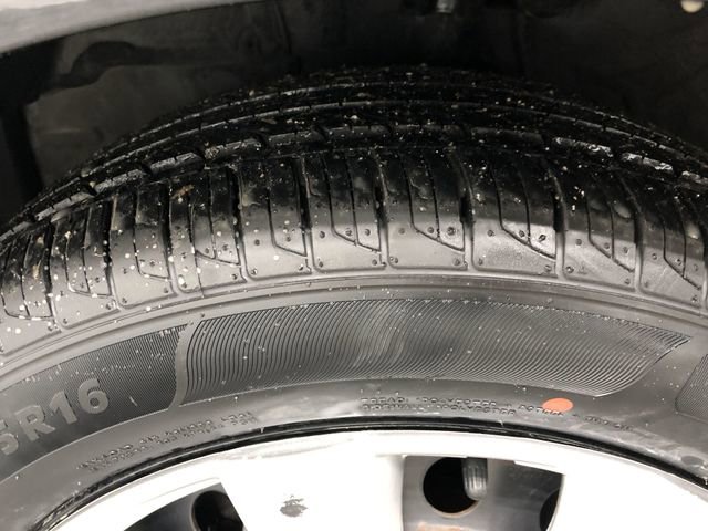 Used 2016 Toyota Corolla LE image 28