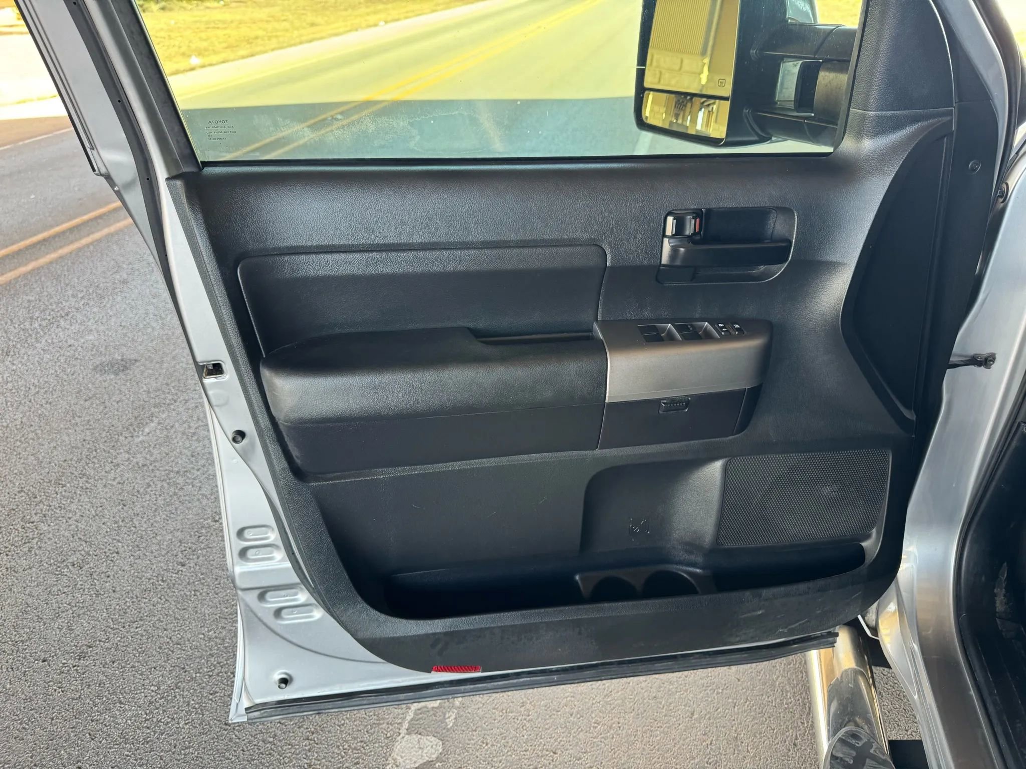 Used 2012 Toyota Tundra 2WD CrewMax image 11