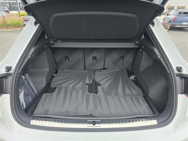 Used 2025 Audi Q3 2.0T Premium w/ Convenience Package image 12