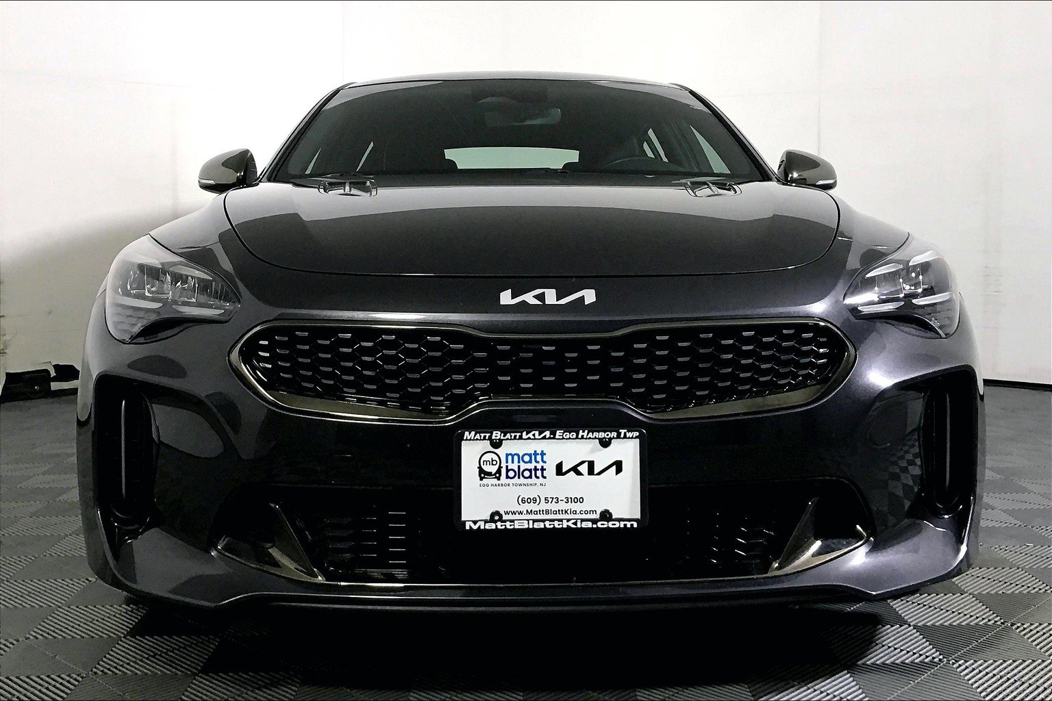 Used 2022 Kia Stinger GT-Line AWD/4WD image 3