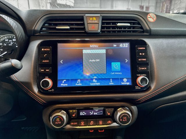 Used 2025 Nissan Versa SR FWD image 12