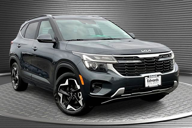 Used 2024 Kia Seltos EX FWD image 3