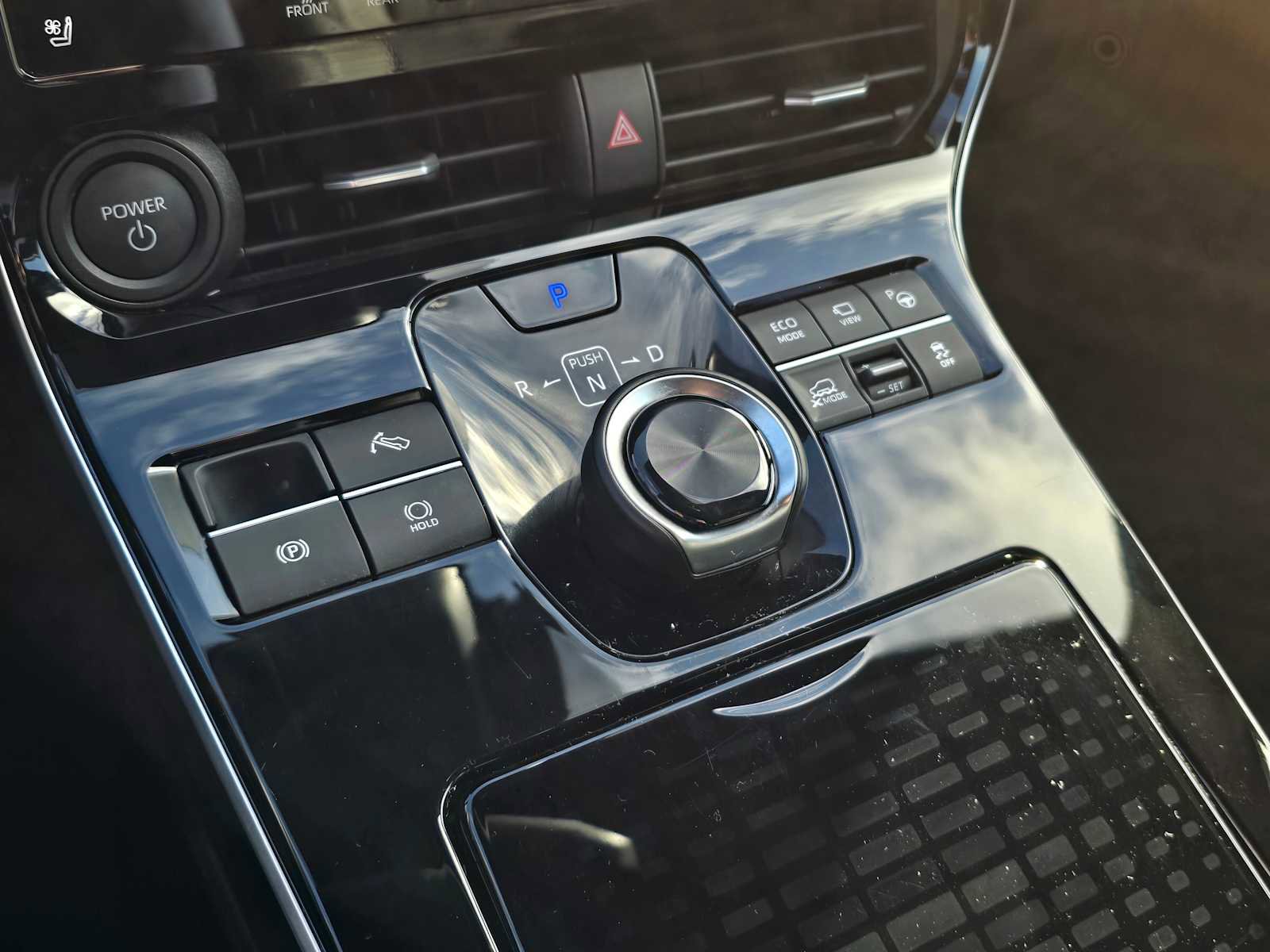 Used 2024 Toyota bZ4X Limited image 25