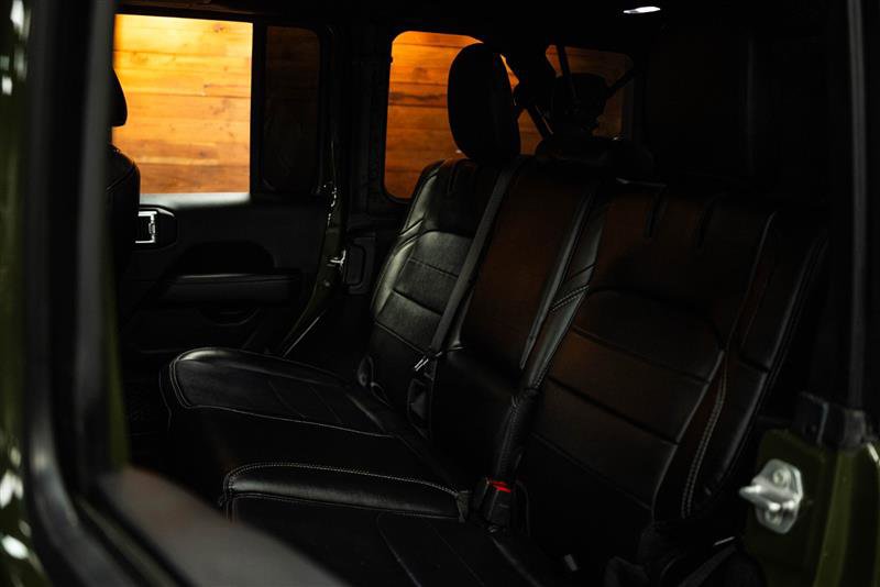 Used 2023 Jeep Wrangler Unlimited Sahara image 10