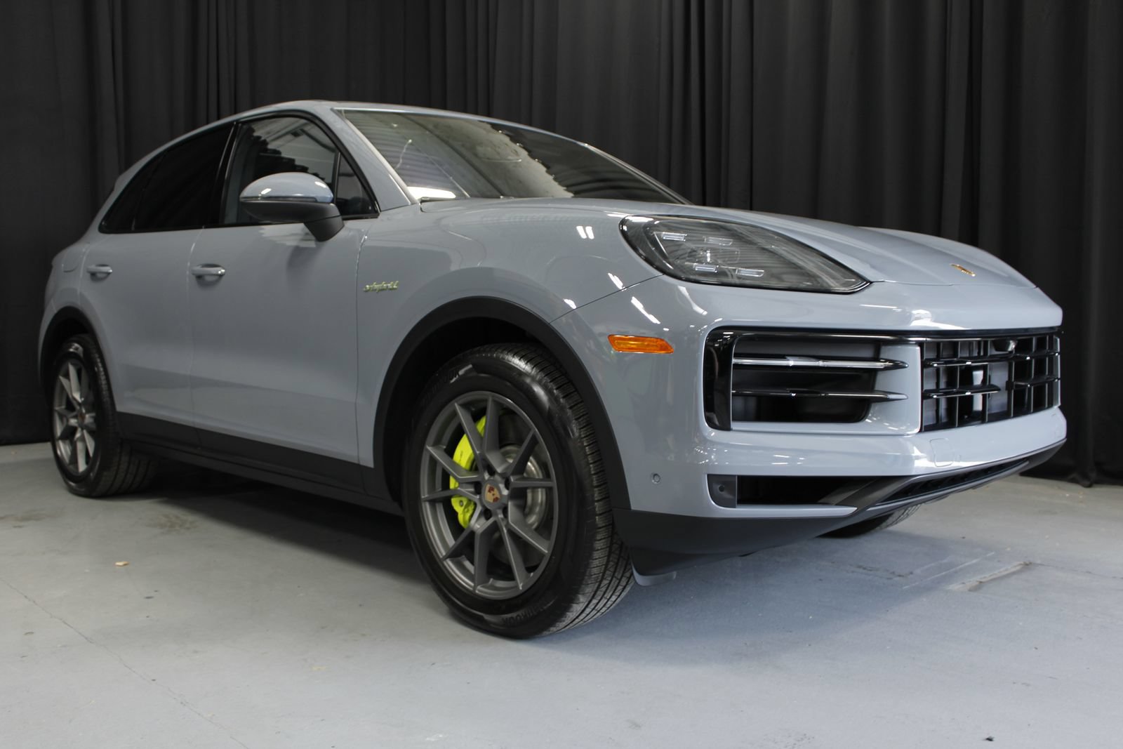 New 2026 Porsche Cayenne E-Hybrid AWD/4WD image 10