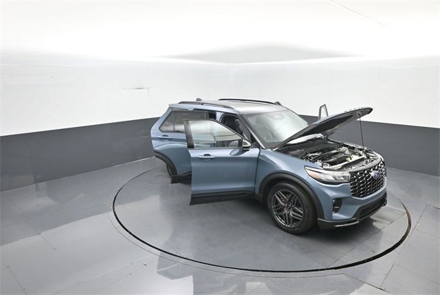 New 2026 Ford Explorer ST w/ Sun And Sound Package image 33