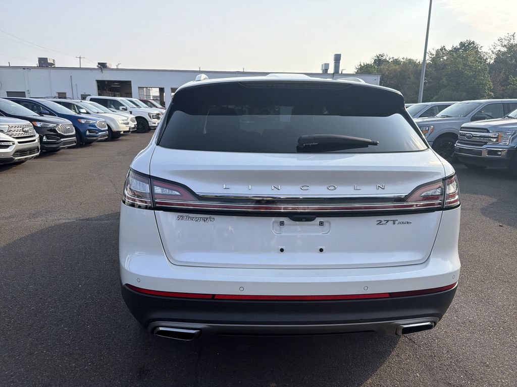 Used 2019 Lincoln Nautilus Reserve AWD/4WD image 3