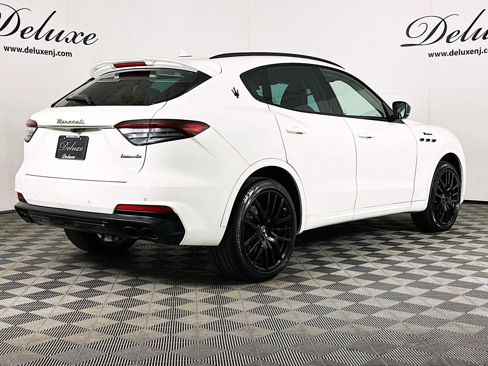 Used 2022 Maserati Levante Modena AWD/4WD image 6