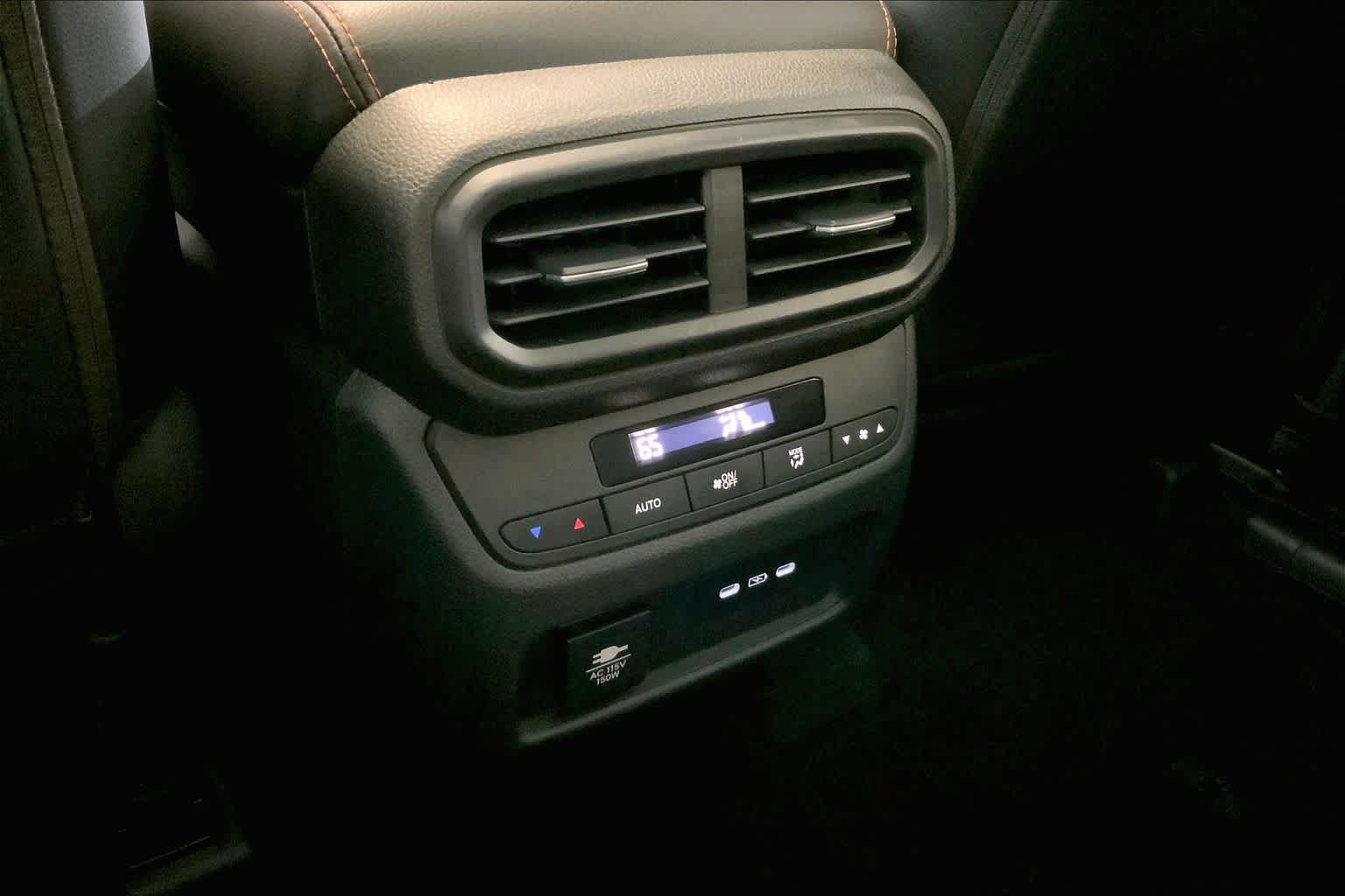 Used 2025 Honda Pilot TrailSport image 34