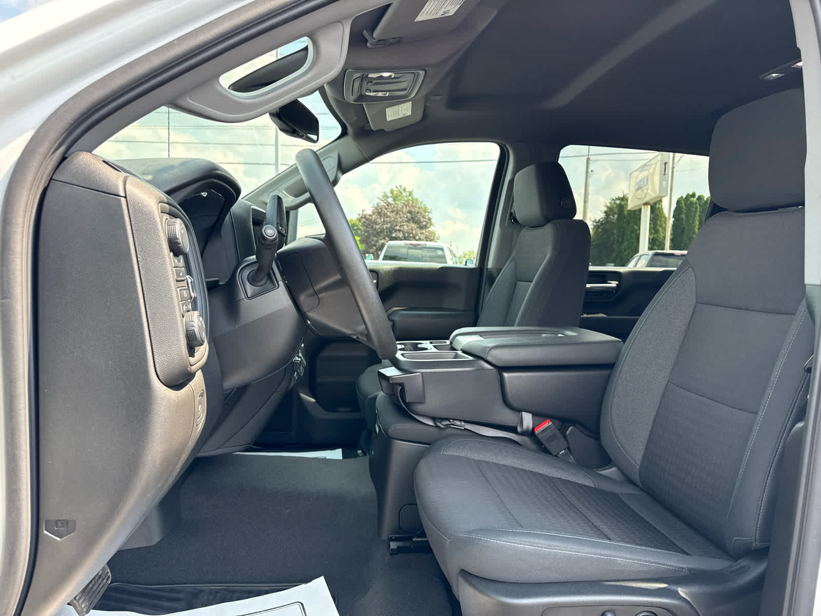 Certified 2024 Chevrolet Silverado 2500 Custom w/ Custom Convenience Package AWD/4WD image 11