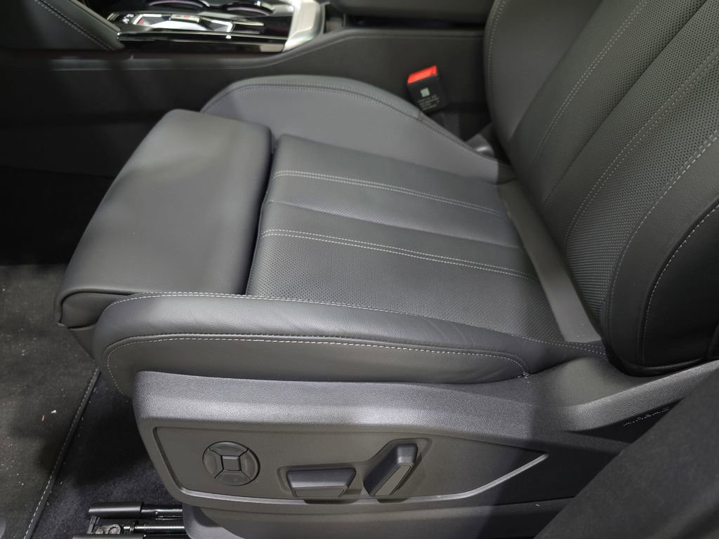 New 2025 Audi Q5 Premium Plus image 29