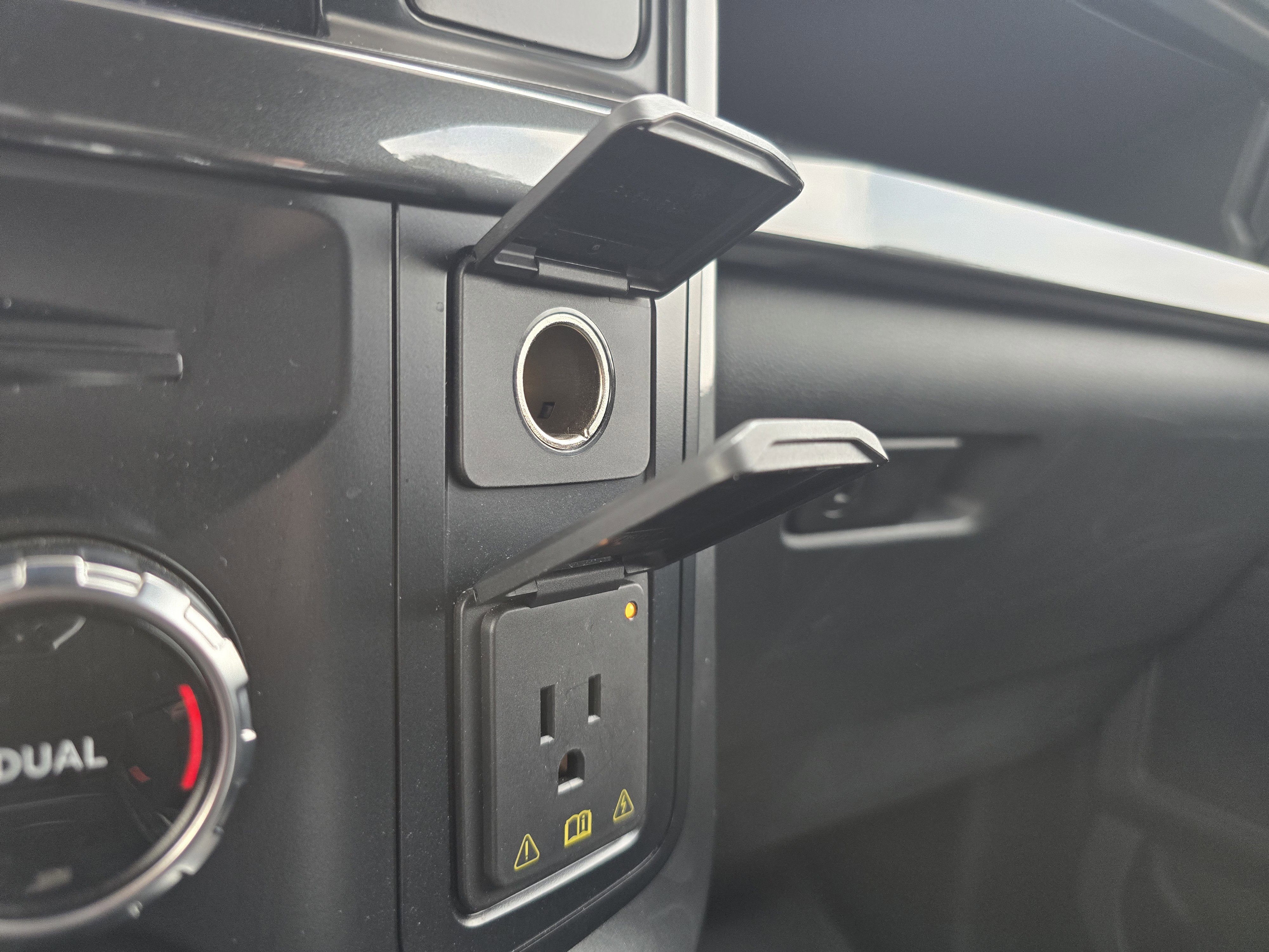 Used 2022 Ford F150 XLT w/ Equipment Group 302A High image 32