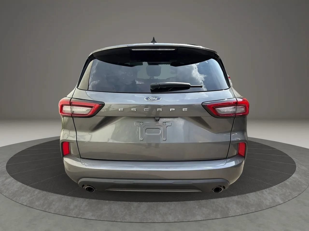 Used 2023 Ford Escape ST-Line FWD image 6