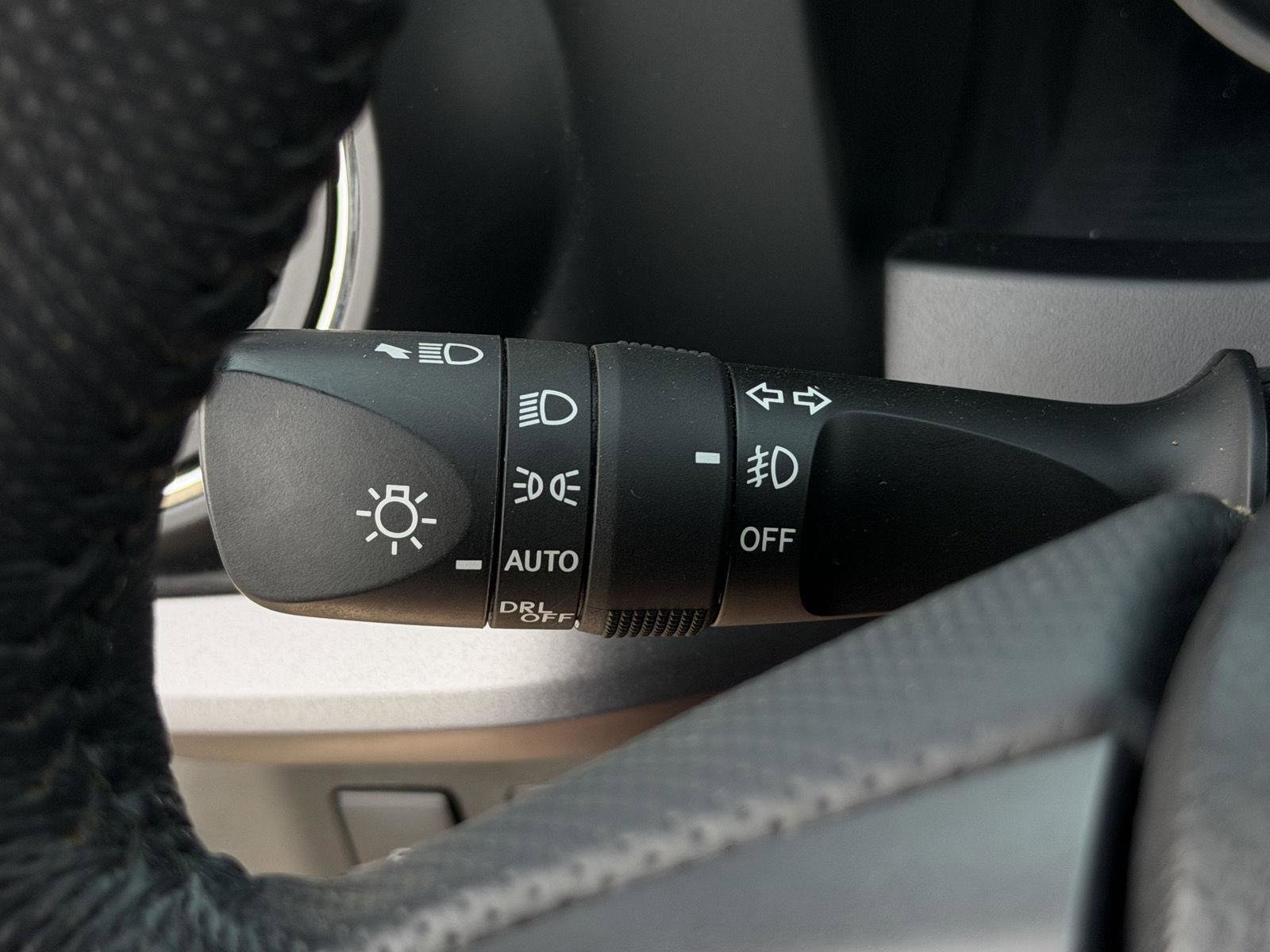 Used 2022 Toyota Tacoma TRD Sport image 19