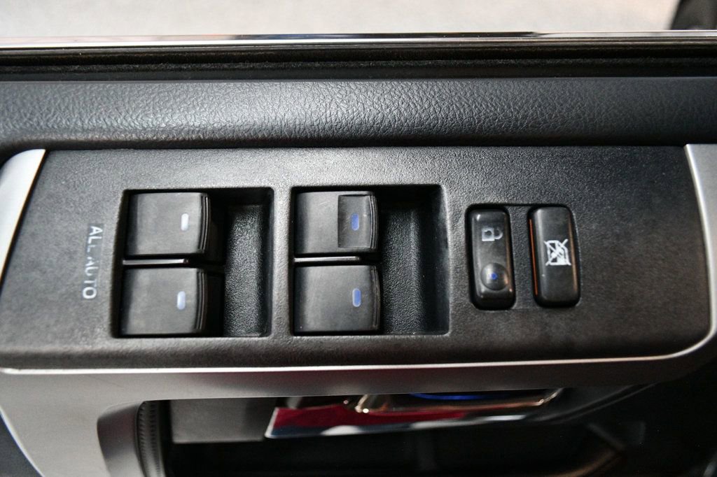 Used 2015 Toyota 4Runner Limited AWD/4WD image 67