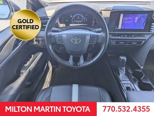 Certified 2025 Toyota Camry SE FWD image 14