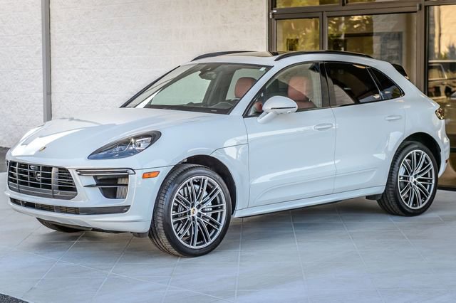 Used 2020 Porsche Macan Turbo image 6