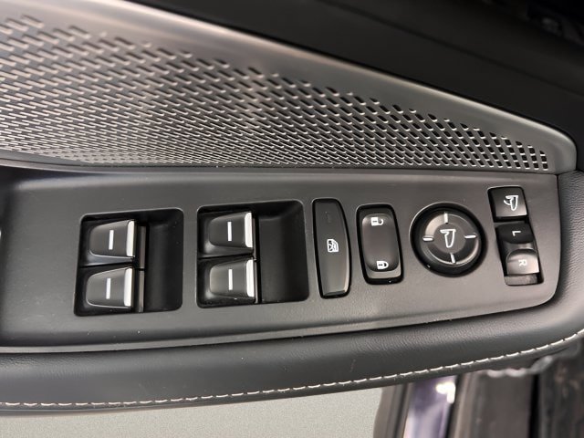 Used 2022 Acura MDX w/ Technology Package AWD/4WD image 26