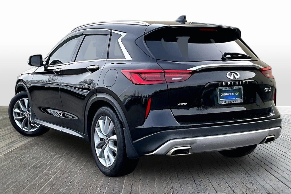 Certified 2019 INFINITI QX50 Luxe w/ Navigation Package FWD image 6