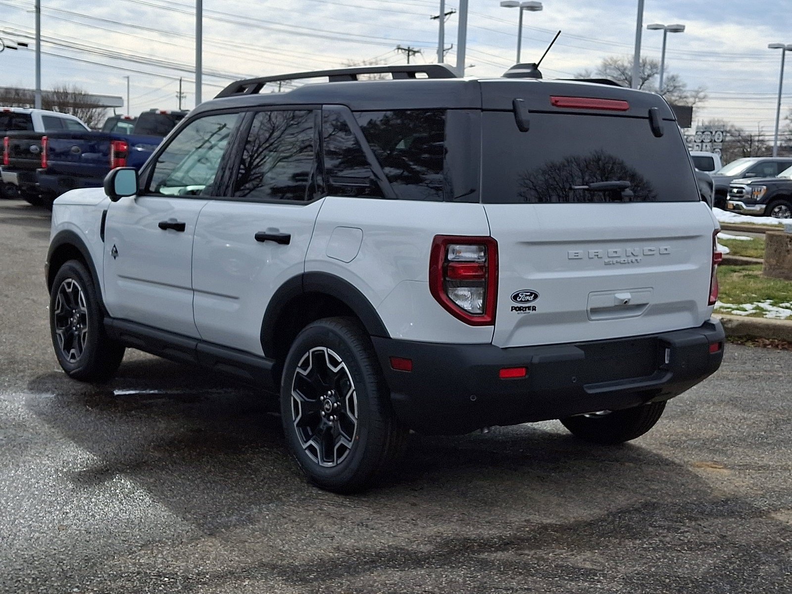 New 2026 Ford Bronco Sport Outer Banks w/ Outer Banks Tech Package+ AWD/4WD image 4