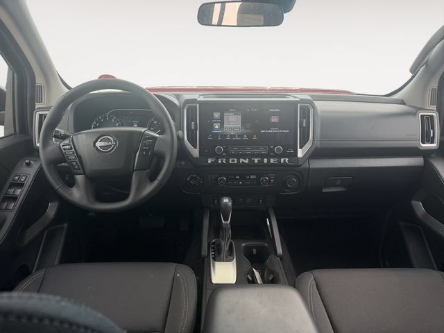 Certified 2025 Nissan Frontier SV w/ SV Convenience Package AWD/4WD image 5