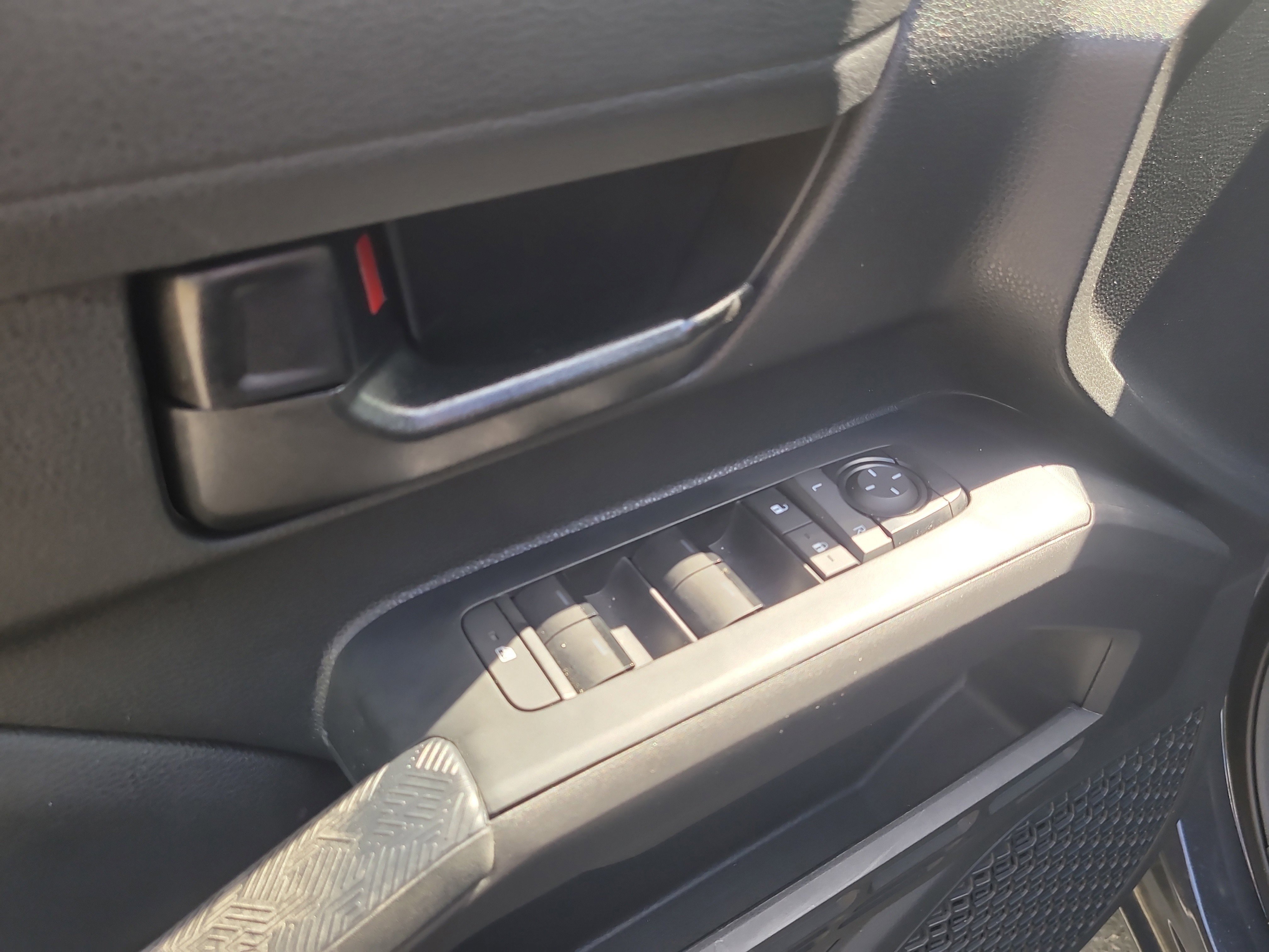 Used 2024 Toyota Tacoma SR5 image 18