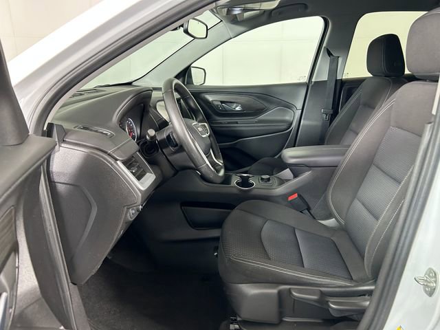 Used 2023 GMC Terrain SLE image 12