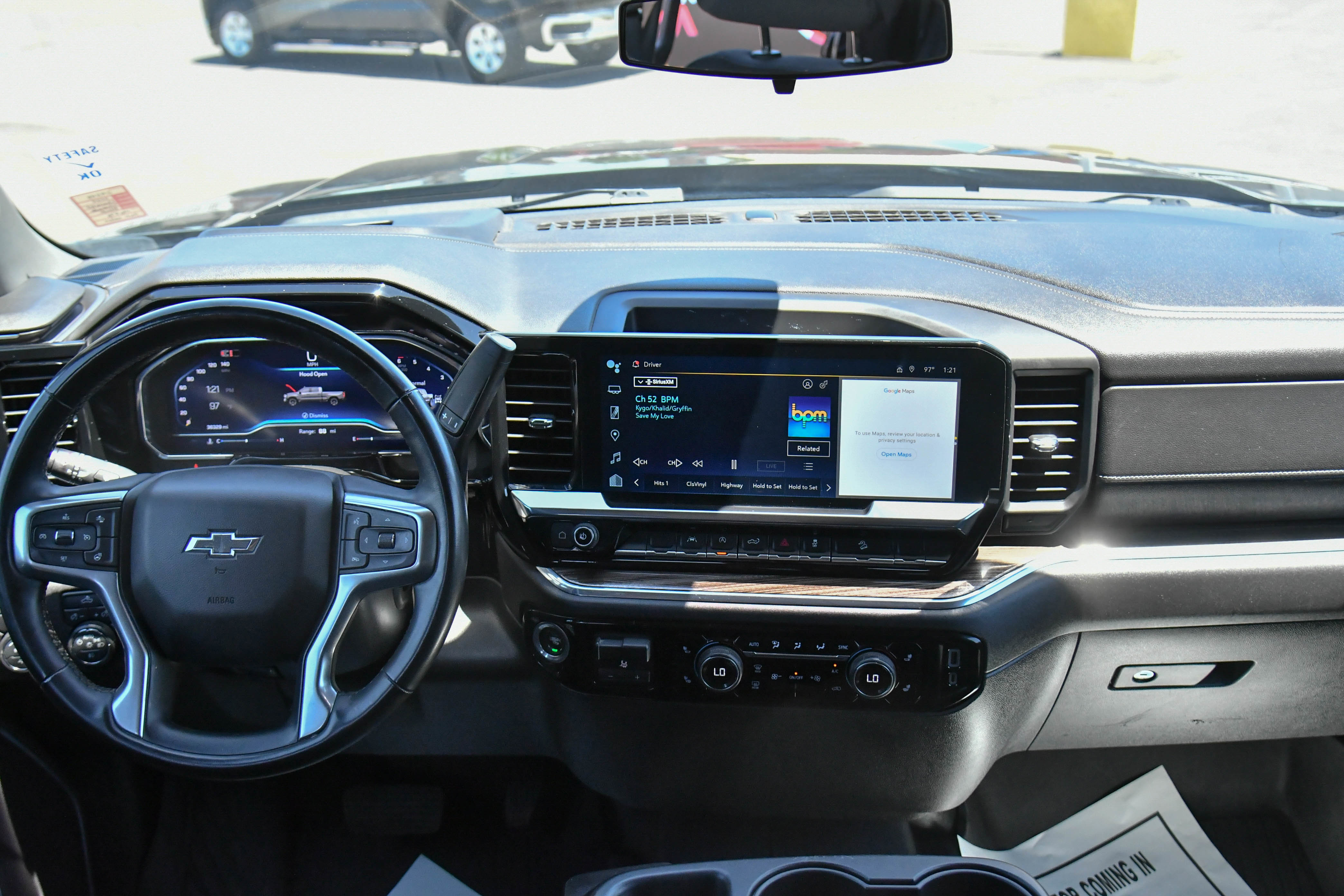 Used 2024 Chevrolet Silverado 1500 RST AWD/4WD image 39