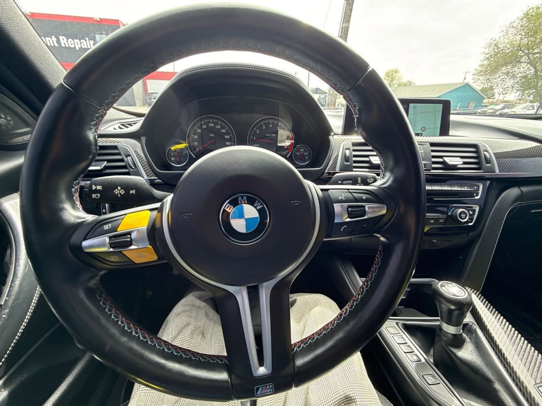 Used 2017 BMW M3 RWD image 28