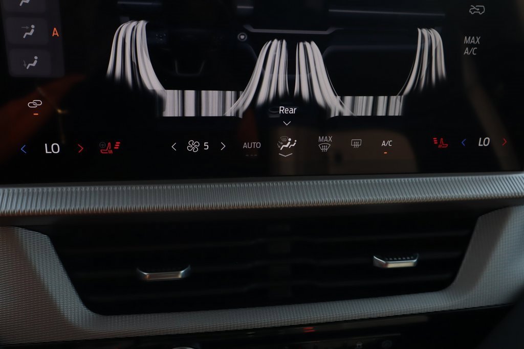 New 2025 Ford Explorer Active w/ Active Comfort Package image 8