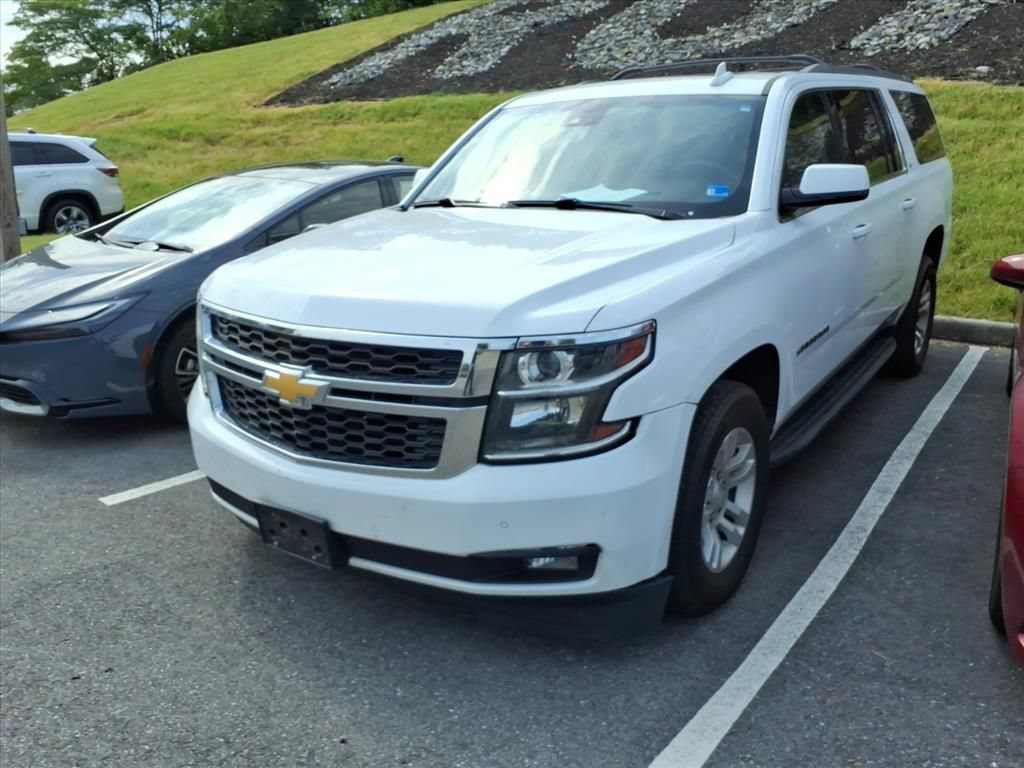 Used 2018 Chevrolet Suburban LT AWD/4WD image 8