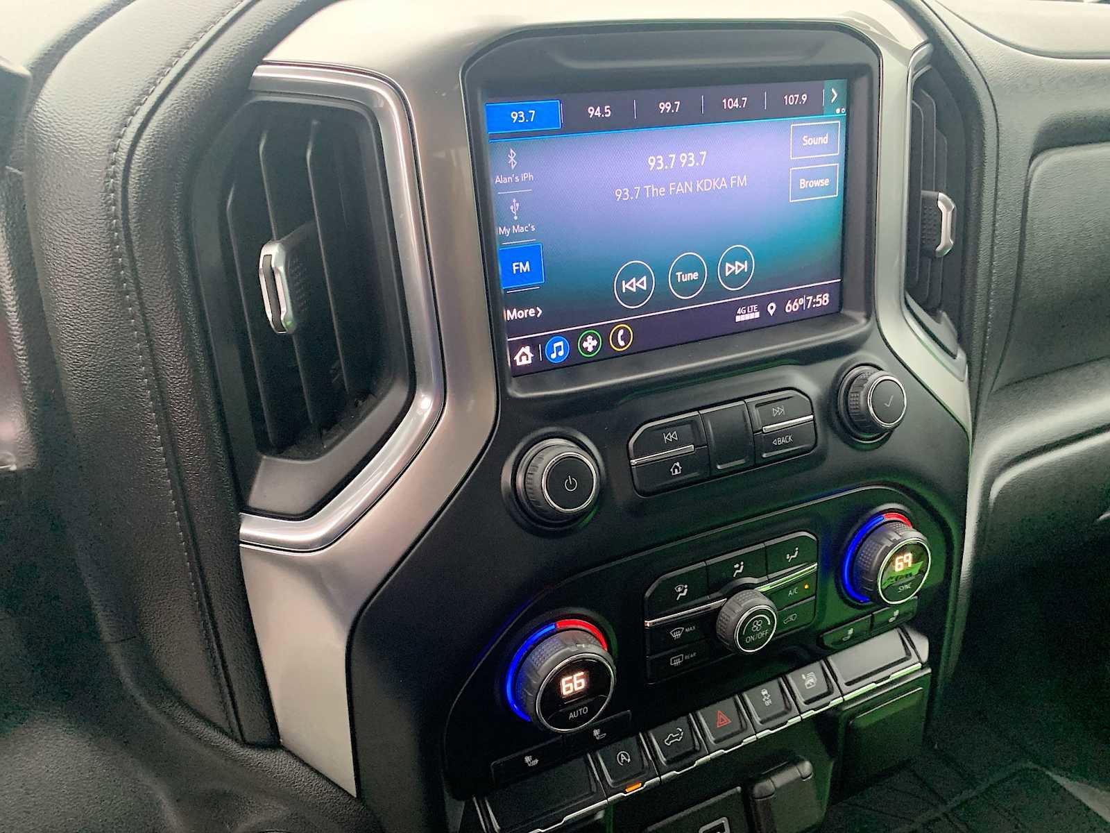 Certified 2019 Chevrolet Silverado 1500 LT w/ All-Star Edition image 13