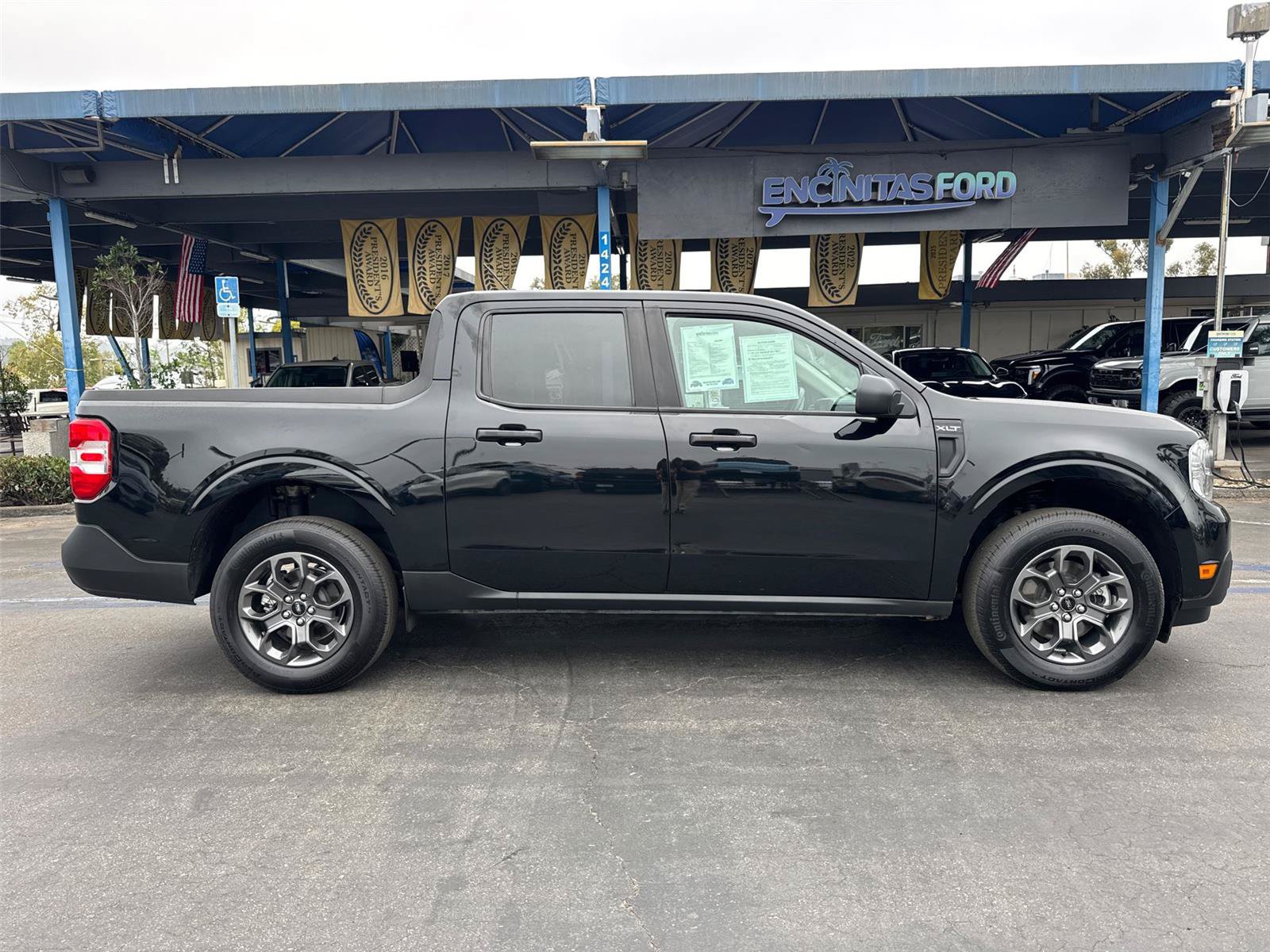Used 2024 Ford Maverick XLT FWD image 7