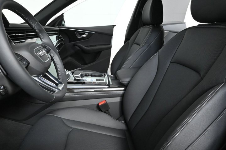 New 2025 Audi Q8 Premium Plus image 5