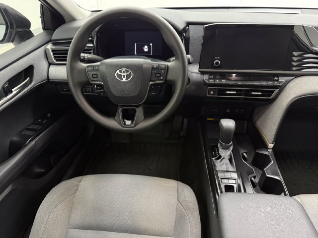 Used 2026 Toyota Camry LE w/ Convenience Package FWD image 32