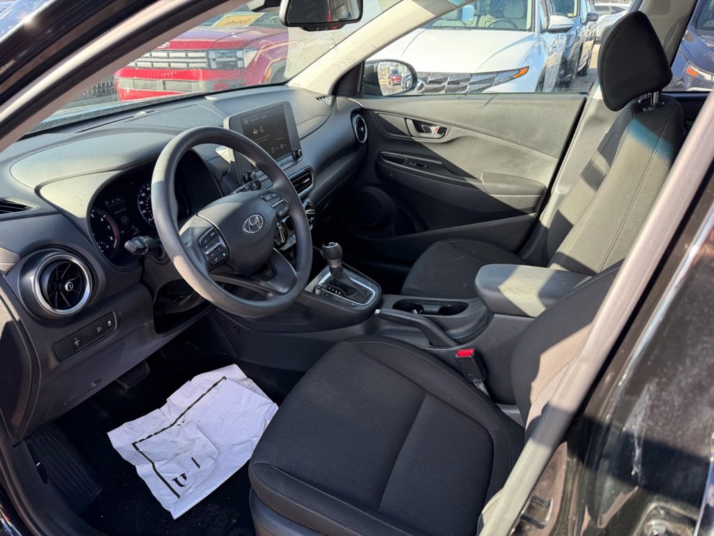 Used 2023 Hyundai Kona SEL image 9
