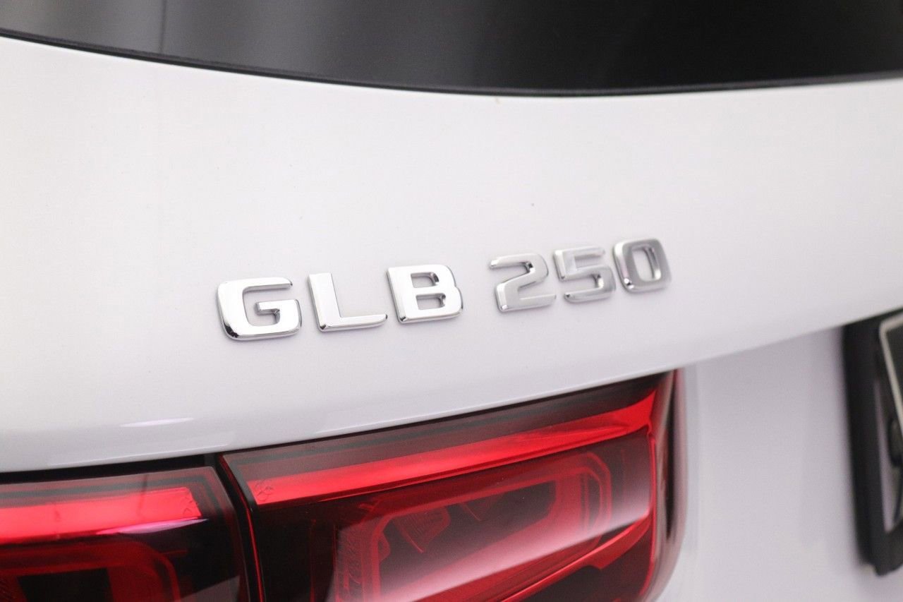 Certified 2022 Mercedes-Benz GLB 250 image 22