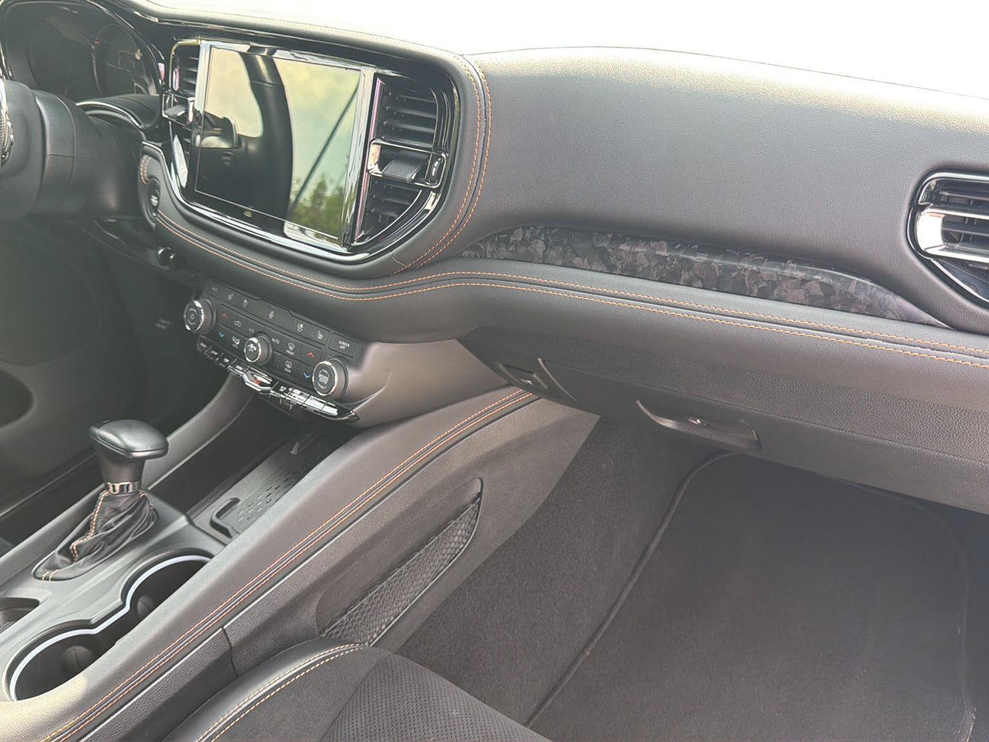 Used 2025 Dodge Durango R/T AWD/4WD image 45
