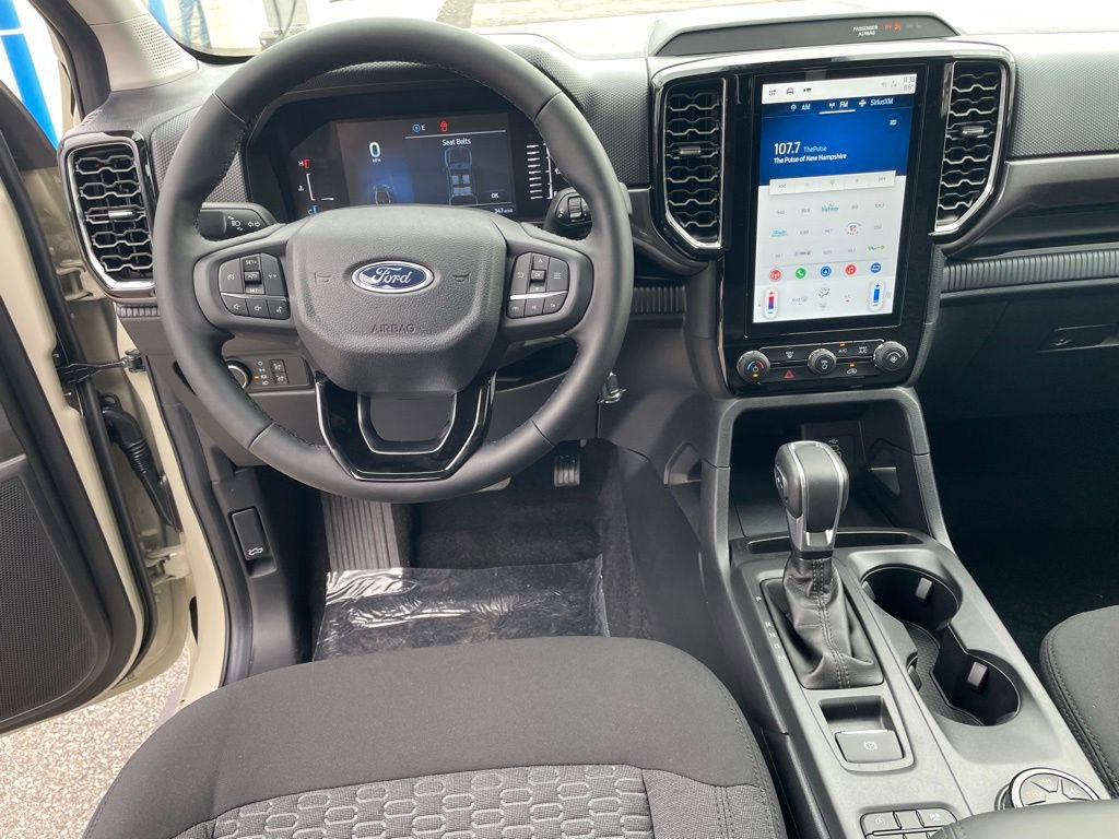 New 2025 Ford Ranger XLT w/ Black Appearance Package image 7